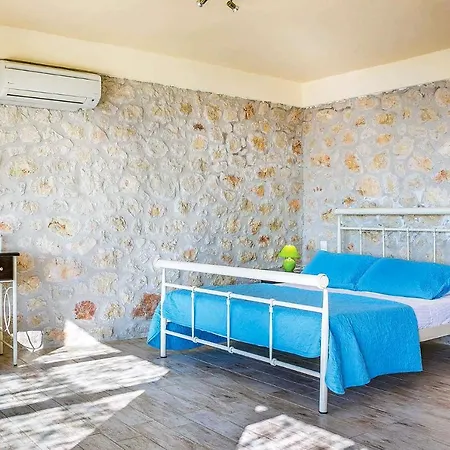 Villas *