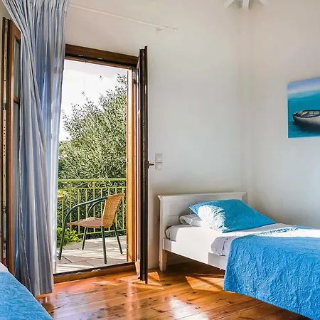 Villas Villa *