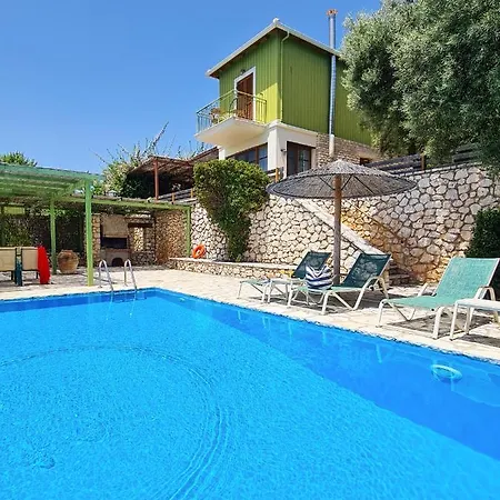Villas Villa *